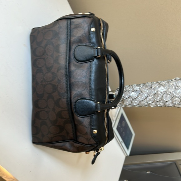 Coach Logo Rowan Satchel - Picture 3 of 4